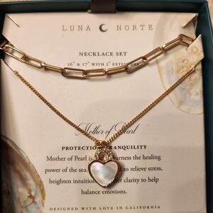 Womens mother of pear necklace  NEW